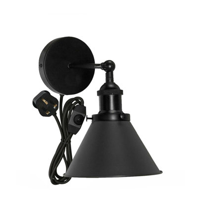 Seidenberg Plug-in Armed Sconce