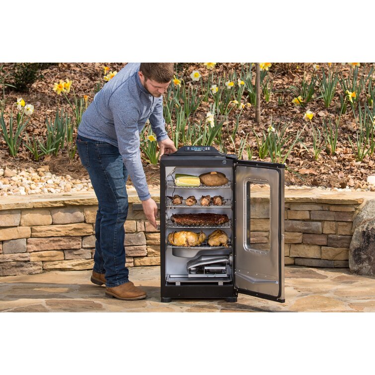 Masterbuilt Bluetooth Digital Electric Smoker 