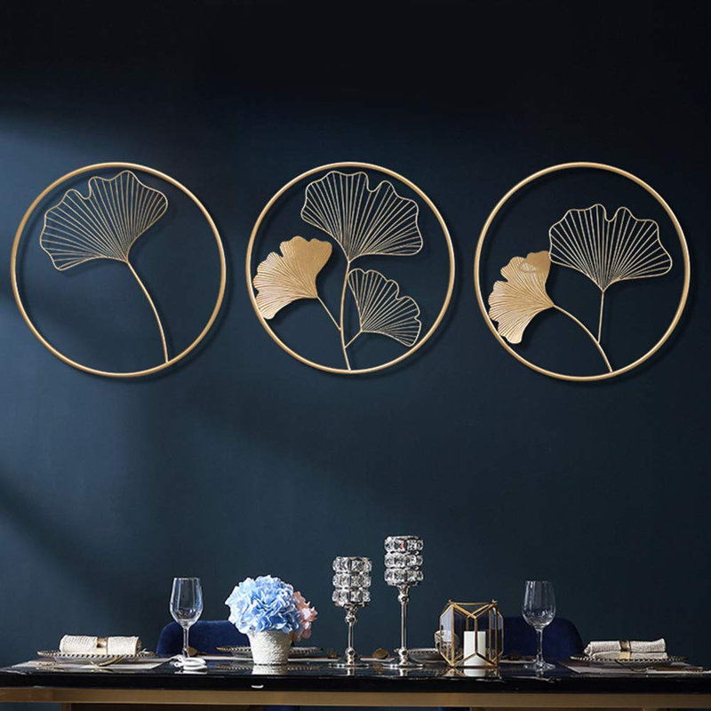 Wall Decor on Metal