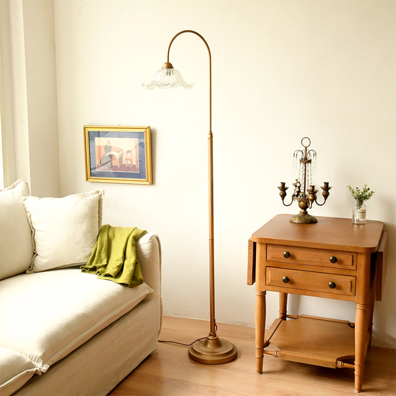 Lampe sur pied en fer et en verre de style rétro