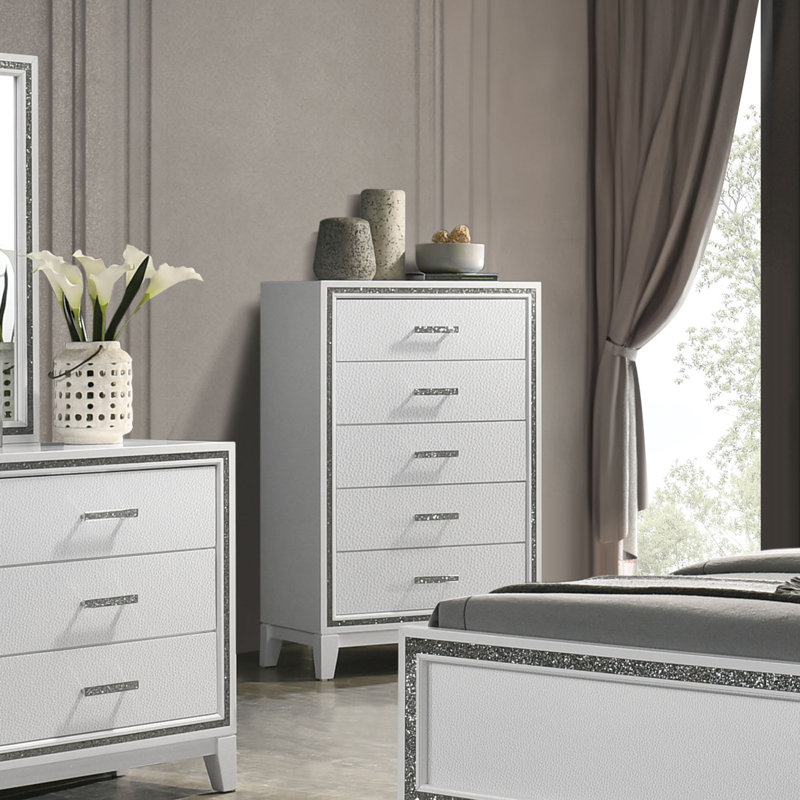 Commode 5 tiroirs Beringen Madelina