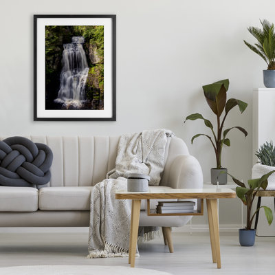 Cascade de forêt cascade, reproduction sous verre, conception de Jeff Poe