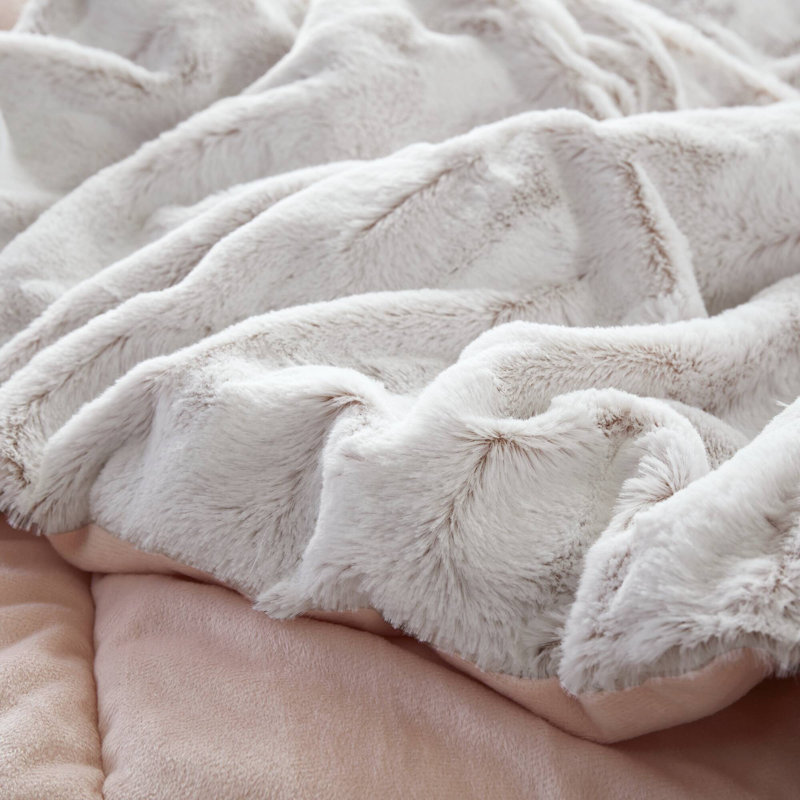 Gia Back Print Long Fur Comforter Mini Set, King/Cal. King Comforter + 2 Shams, Blush