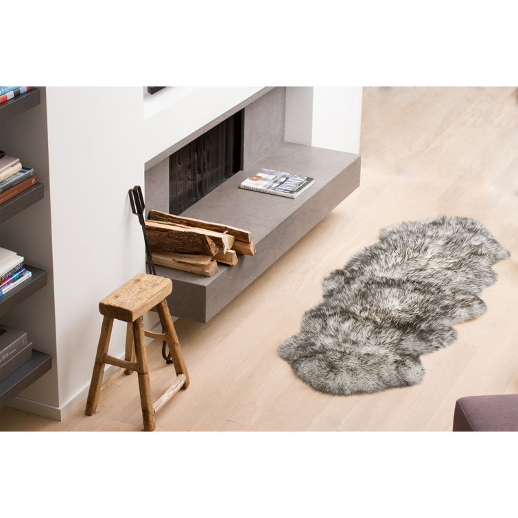 Runner Munroe Animal Print Handmade Sheepskin 2' x 6' Area Rug in Gradient gray