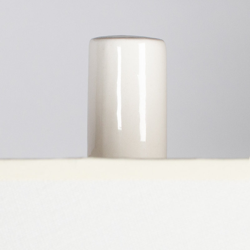 Blanc Dahlia Table Lamp