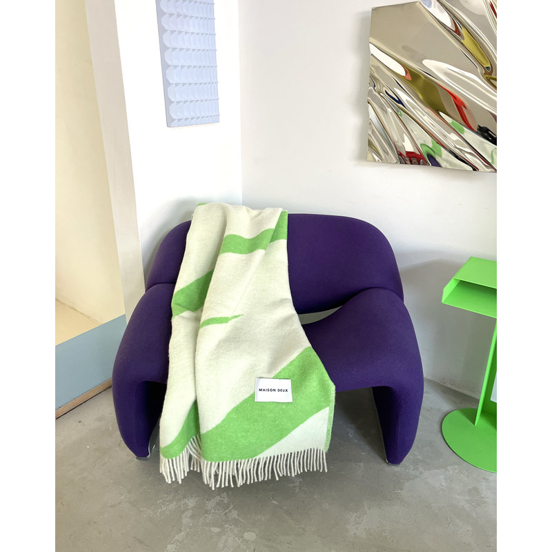 Throw Blanket, White/Apple