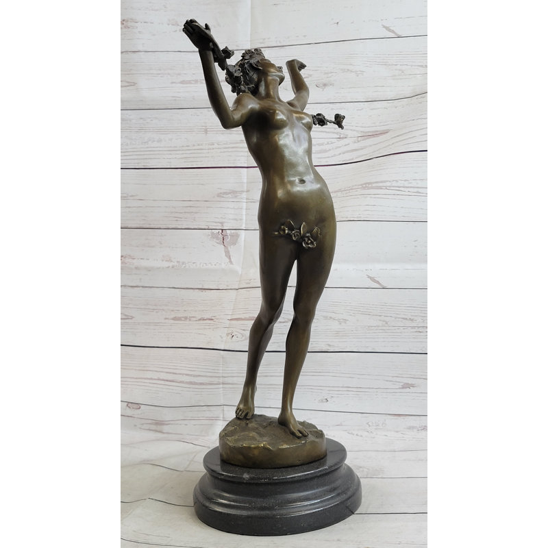Figurines et sculptures Tashaun
