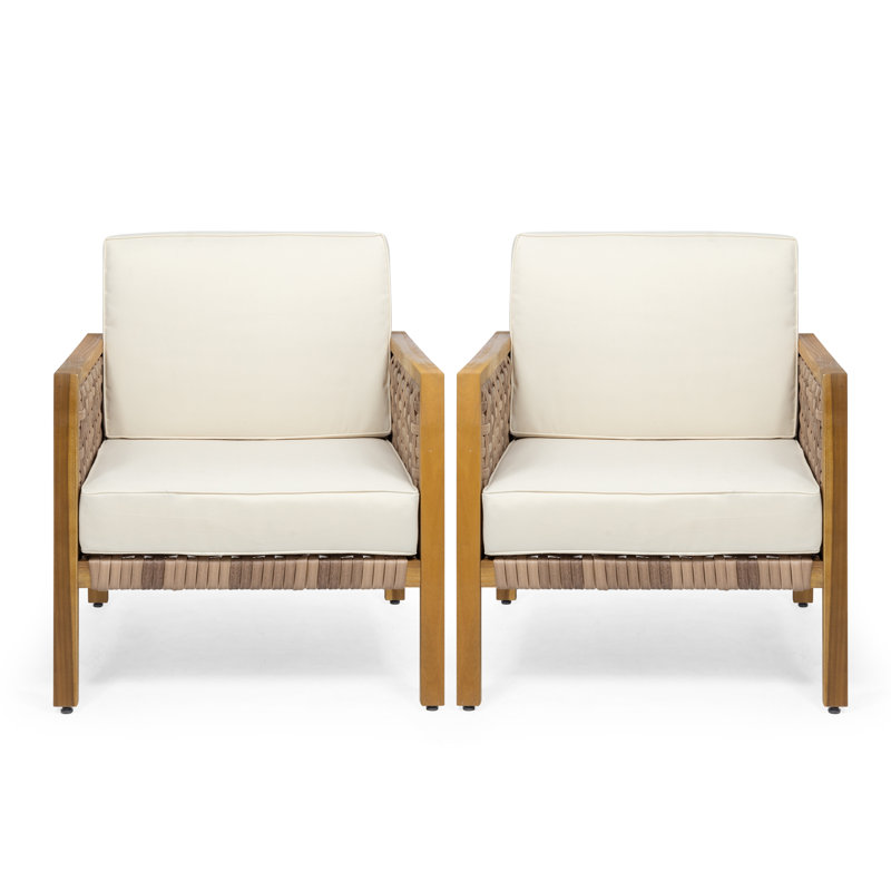 Chaise de patio avec coussins