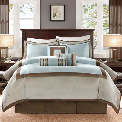 Literie 7 pièces pour très grand lit, édredon de couleur neutre, collection Hotel transitionnelle, taies décoratives, carrés et coussins décoratifs, style, détails complexes