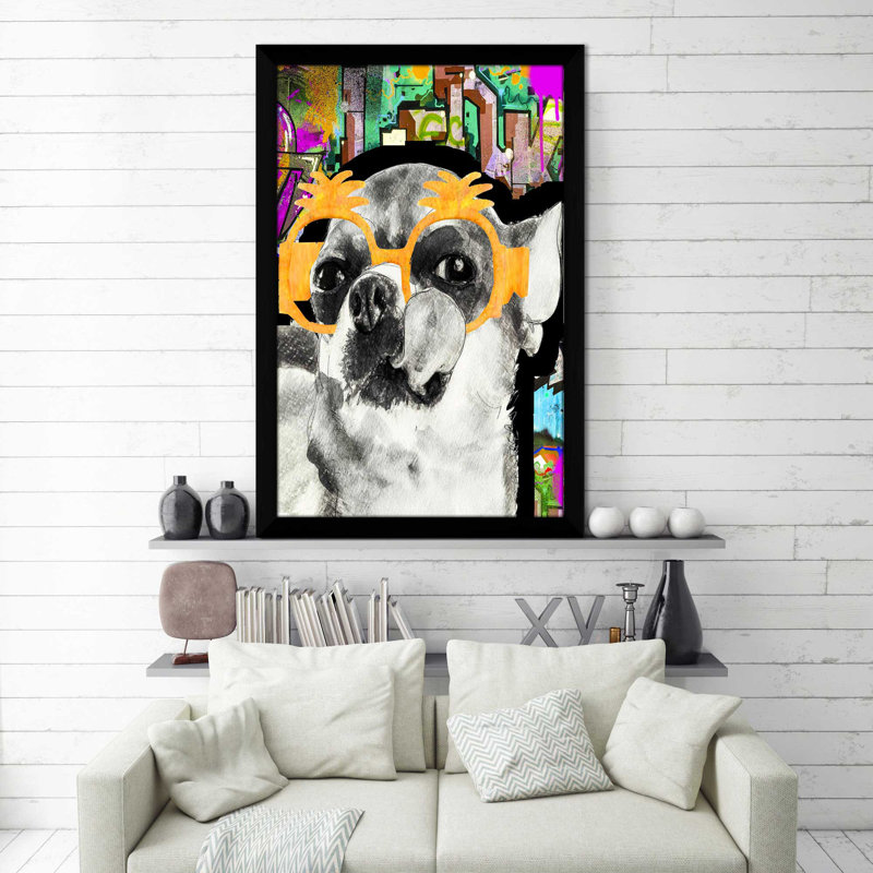 Chihuahua (vertical) par By Jodi - impression, Cadre noir, H 49,5 po x l 33,5 po x P 1 po