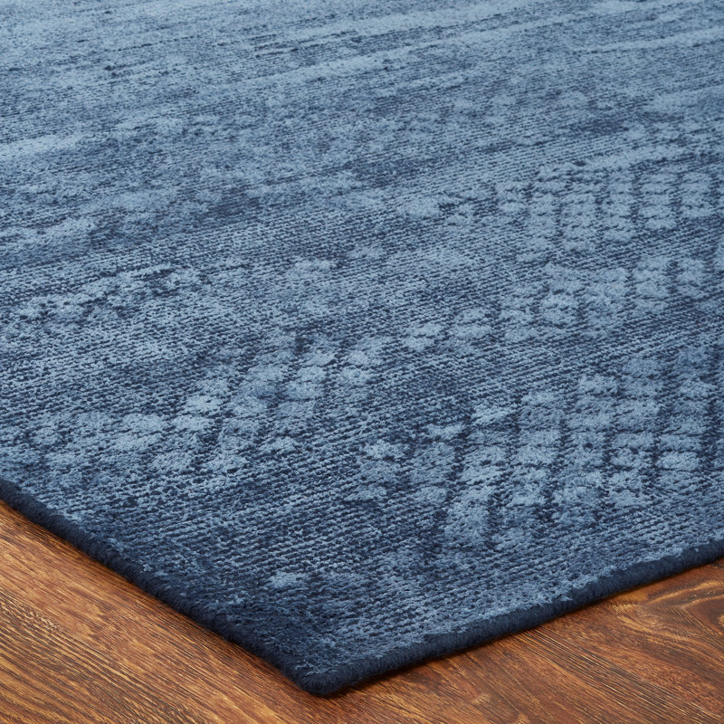 1 Area Rug in Blue, Rectangle 2' x 3'
