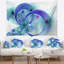 Tapisserie florale florale bleue avec pétales courbés-28486271