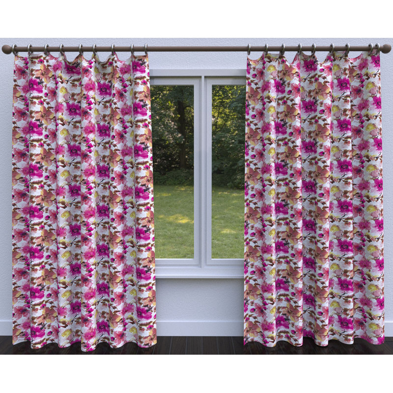 Tissu à imprimé floral, Rose / Jaune