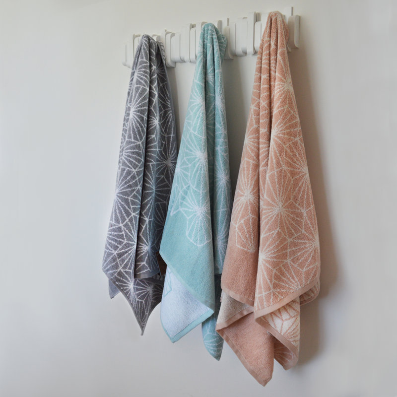 Emery Patterned Geometric Sheet Towel, Blush