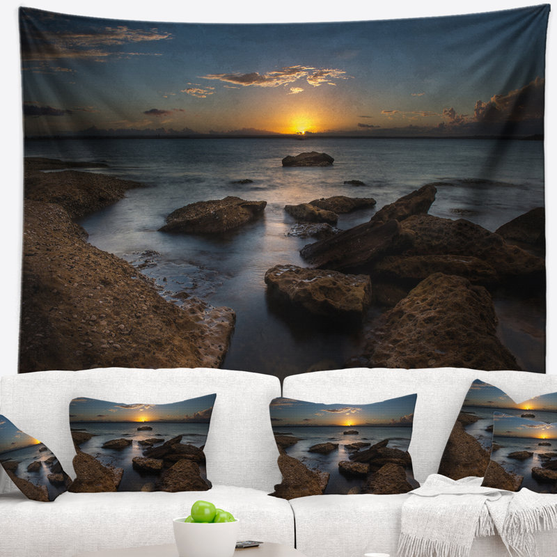 Tapisserie «Seascape Rocky Sydney Beach at Sunset», H 32 po x l 39 po