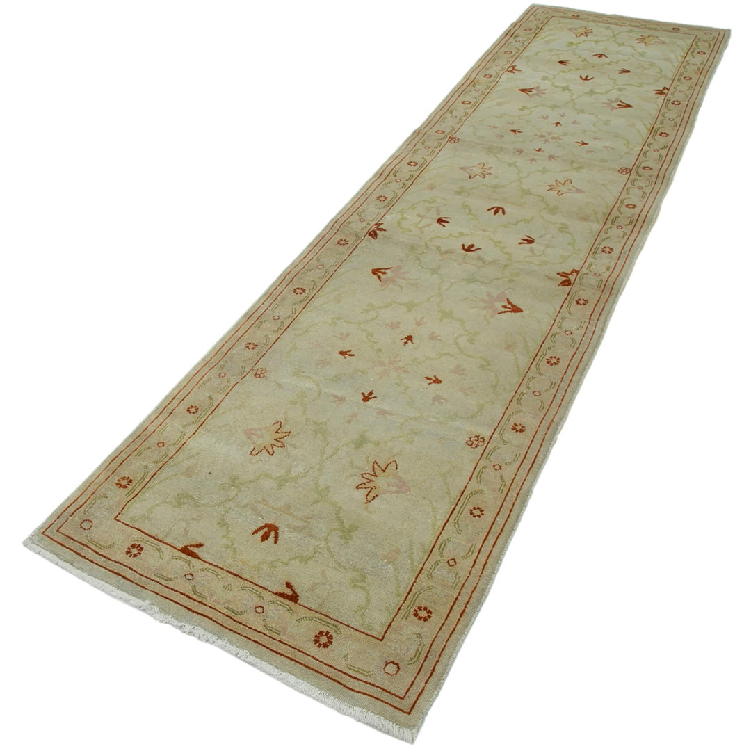 Square Howth Hand Knotted Area Rug