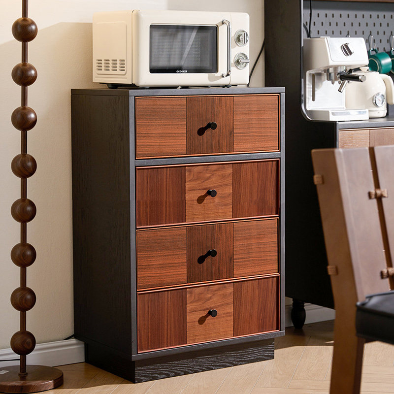 Commode d'appoint de style rétro français