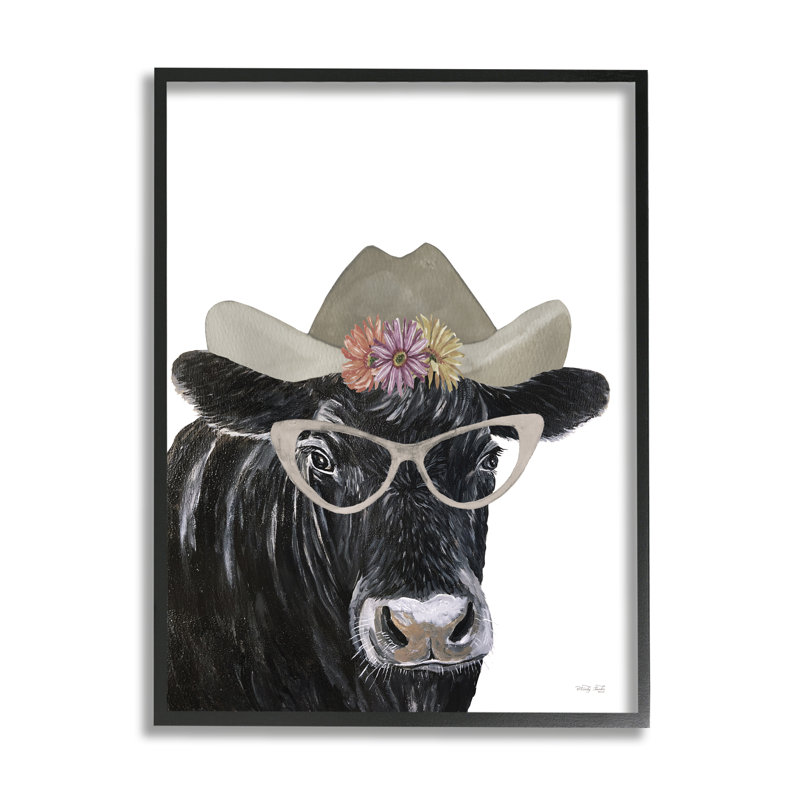 Vache noire au chapeau floral par Cindy Jacobs, H 20 po x l 16 po x P 1,5 po, Giclée encadrée noir minuit