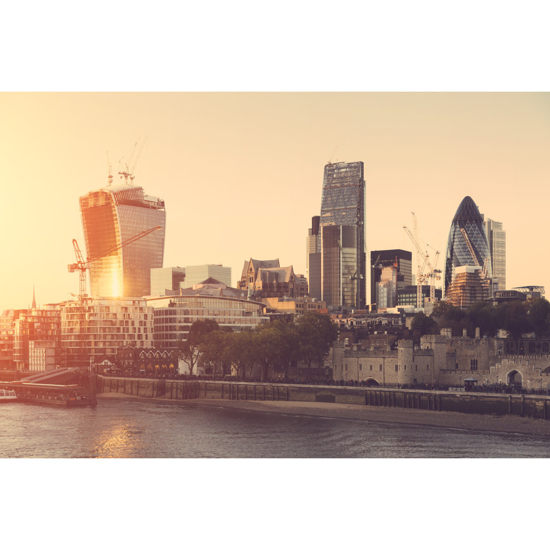 Tower of London bei Sonnenuntergang von William87 - Leinwandfoto