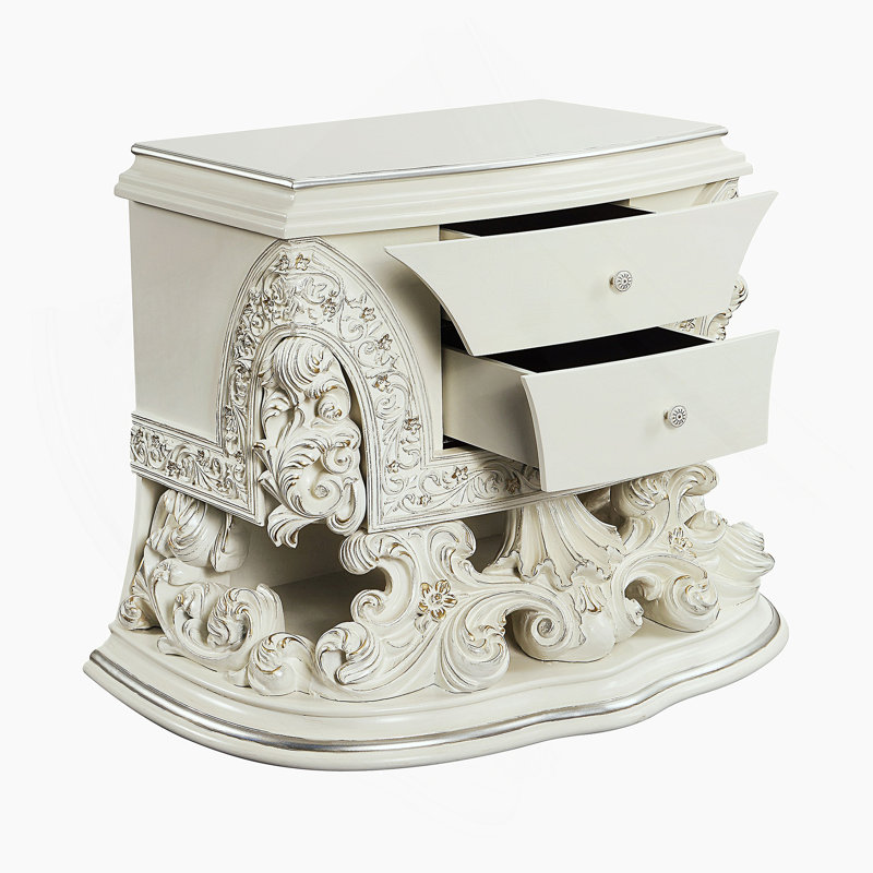 Table de chevet au fini blanc antique