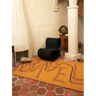 Tapis brun brun