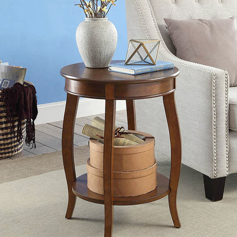 Table d'appoint en bois de noyer avec tablette inférieure pratique en bois pour une allure tendance
