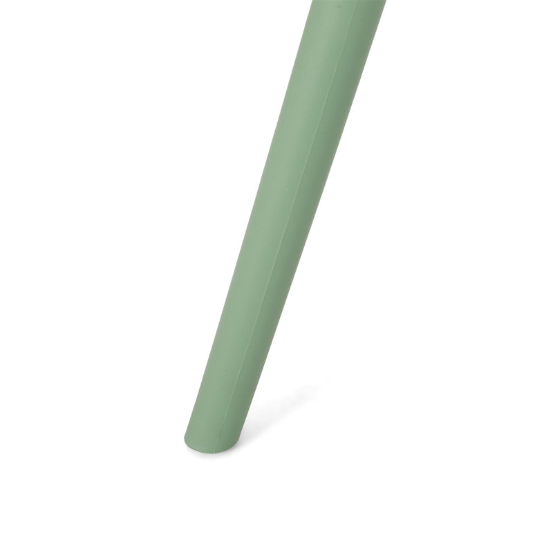 Élégante chaise d'extérieur Posey avec une conception confortable et une fabrication durable pour un plaisir toute l'année