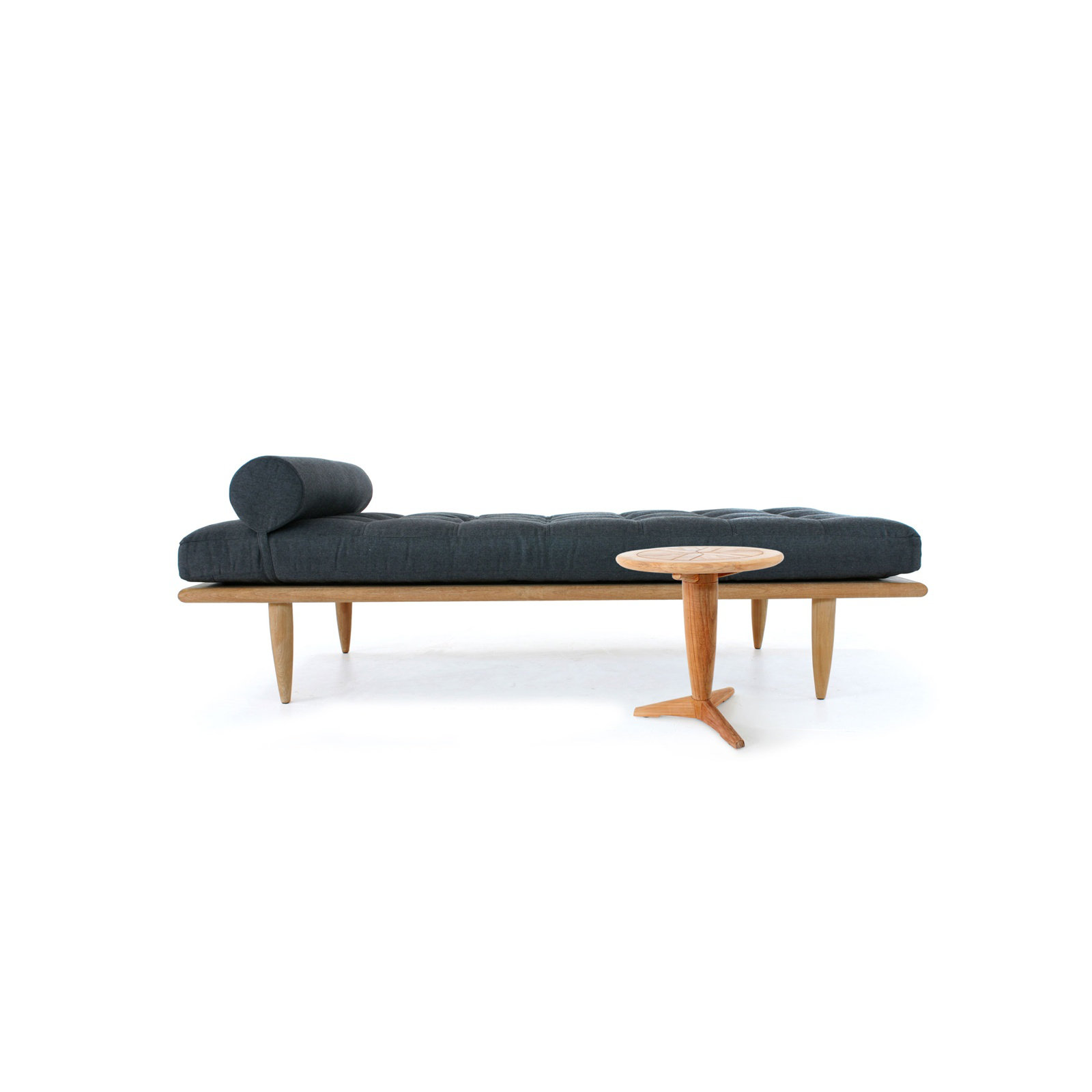 35.2'' Outdoor Chaise Lounge with Table