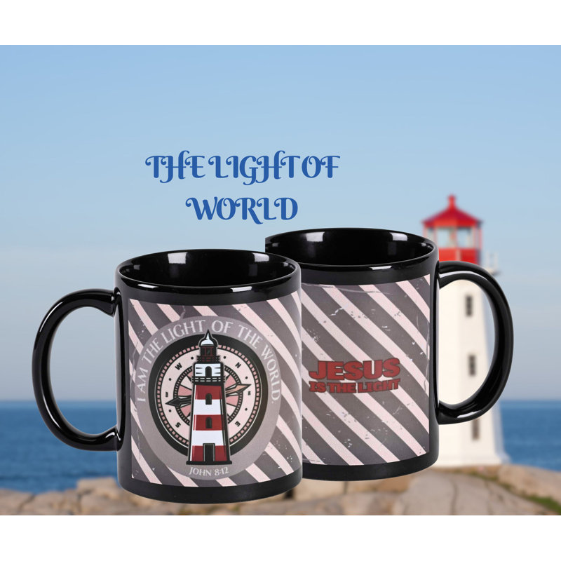 Tasse noire avec phare «I Am The Light Of»