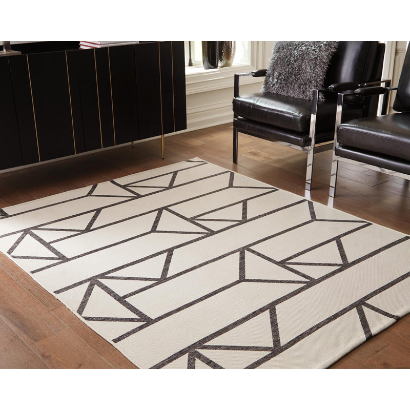 Tapis d’intérieur/extérieur géométrique ivoire Moncada, Rectangle 5 pi x 7 pi