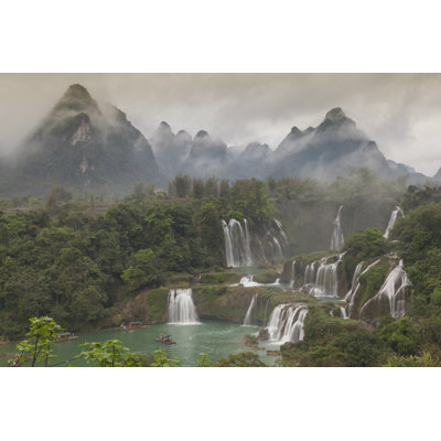«Ban Gioc Waterfall», reproduction sur toile tendue