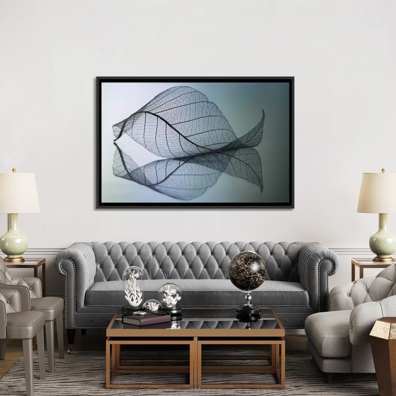 Curvaceousness - Impression sur toile, H 18 po x l 26 po x P 1,5 po, Toile avec cadre noir, Pas de tapis