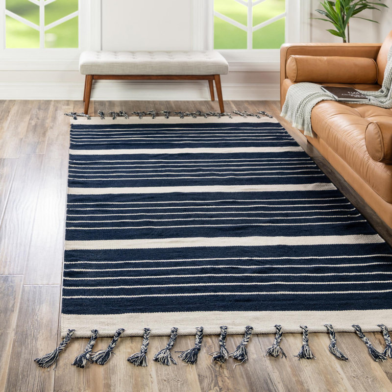 Tapis uni / rayé bleu marine Gwin, Rectangle 2 pi x 3 pi