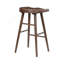 Ensemble de salle à manger de style pub, 5 pièces, fini brun, comprenant une table, un repose-pieds en métal et 4 tabourets sur une structure en bois robuste.-2125117486