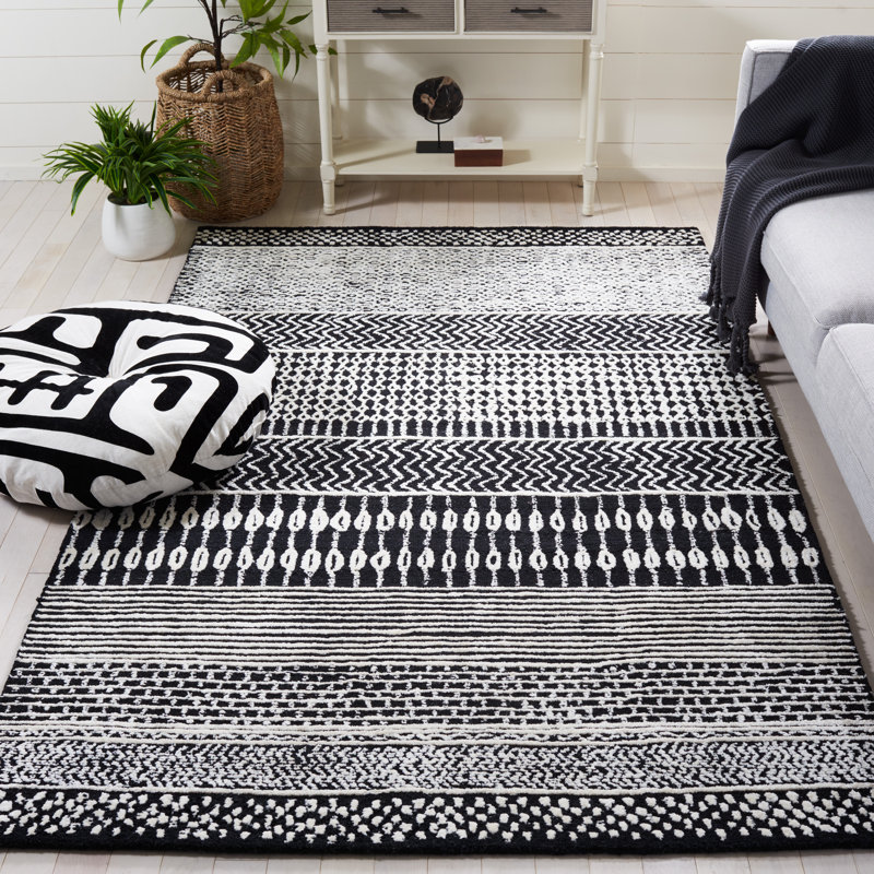 Glamour Hand Tufted Viscose/Wool Southwestern Rug in Ivory/Black, Rectangle 6' x 9'