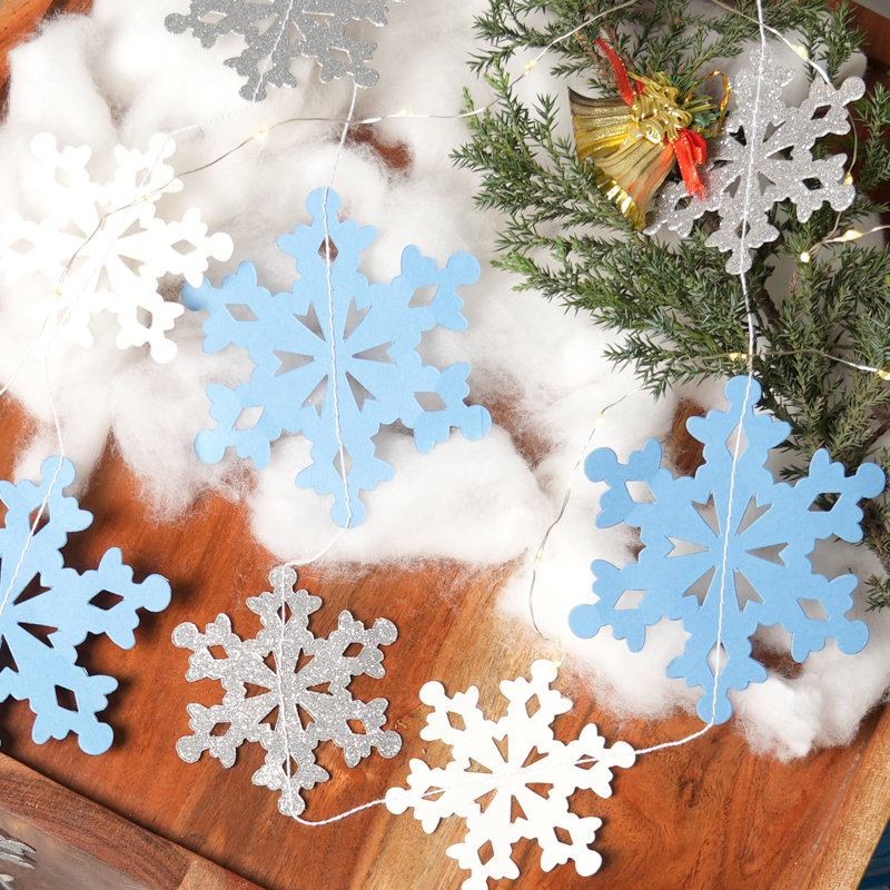 Bruant en papier fait à la main avec flocons de neige - argent et gris