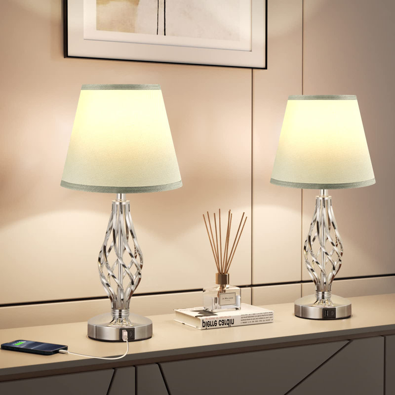 Lampe de table en métal USB, Noir, Argent, H 17,99 po x l 6,3 po x P 6,3 po