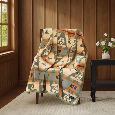 Siskiyou Plush Throw 50x70"