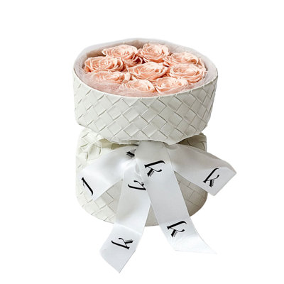 Bouquet de cuir avec roses préservées