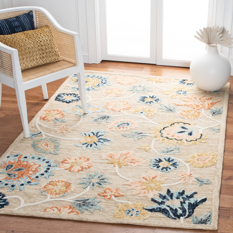Camron Floral Handmade Tufted Wool Beige/Blue Area Rug, Rectangle 5' x 8'