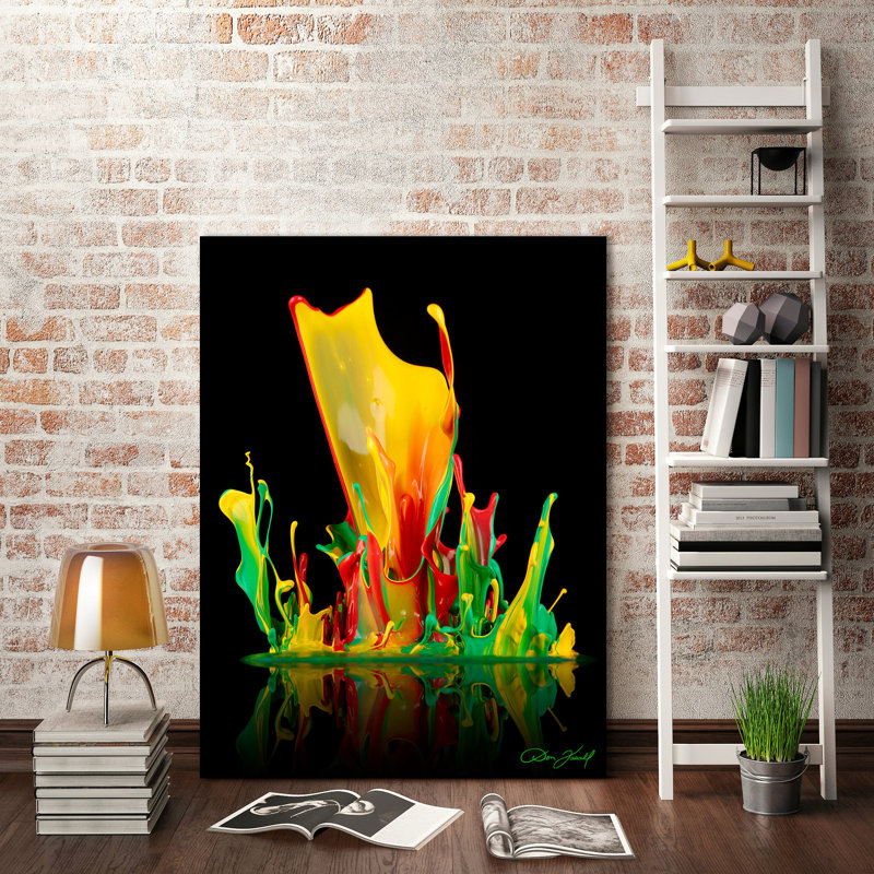 "water lilly" par don farrall, impression sur toile tendue, H 20 po x l 15 po x P 1,5 po