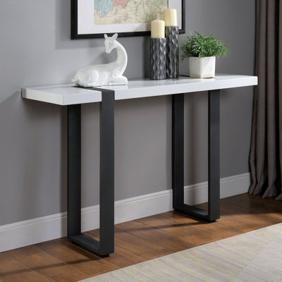 Console Haille