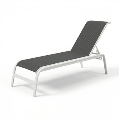 Windward Outdoor Anna Maria Chaise