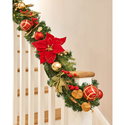 274.32cm Lighted Faux Garland with Lights