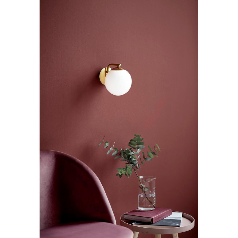Choya Armed Sconce, Brass