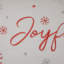 Coussin décoratif brodé «Joyful» de Noël rectangulaire - 19 po - rouge et blanc
