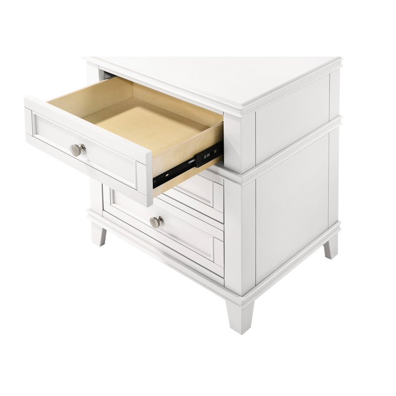 Table de chevet à chargement avec 3 tiroirs en blanc - Combinaison de bois massif et de matériaux