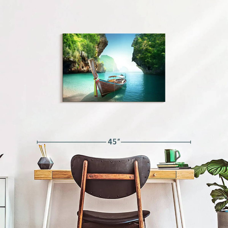 Bateau Mehar sur la plage de Krabi, H 20 po x l 30 po