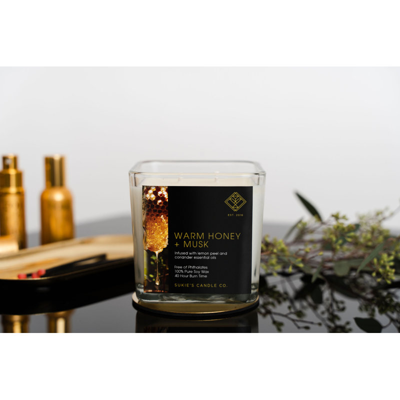 Bougie chaude au chaud parfum miel et musc