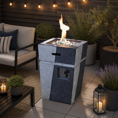 Foyer de table au propane de 20 pouces, chauffe-terrasse carré en béton de 40 000 BTU pour des rassemblements extérieurs confortables et une utilisation toute l'année